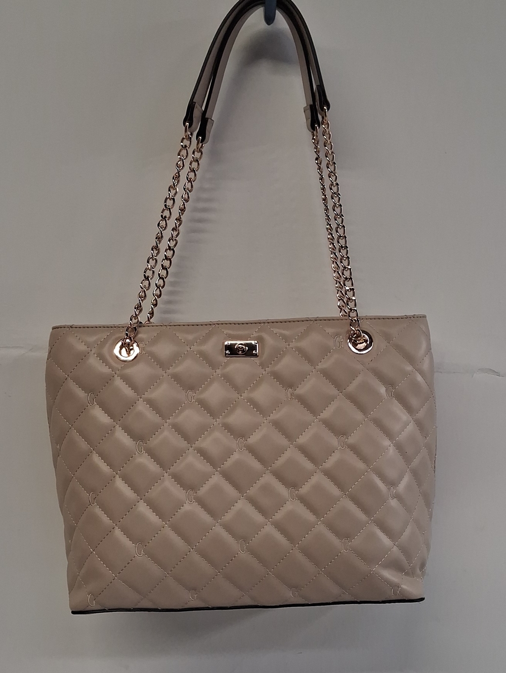 NWT Womens GUESS Ramona Bag, Color- Latte With Gold Hardware - Picture 1 of 6